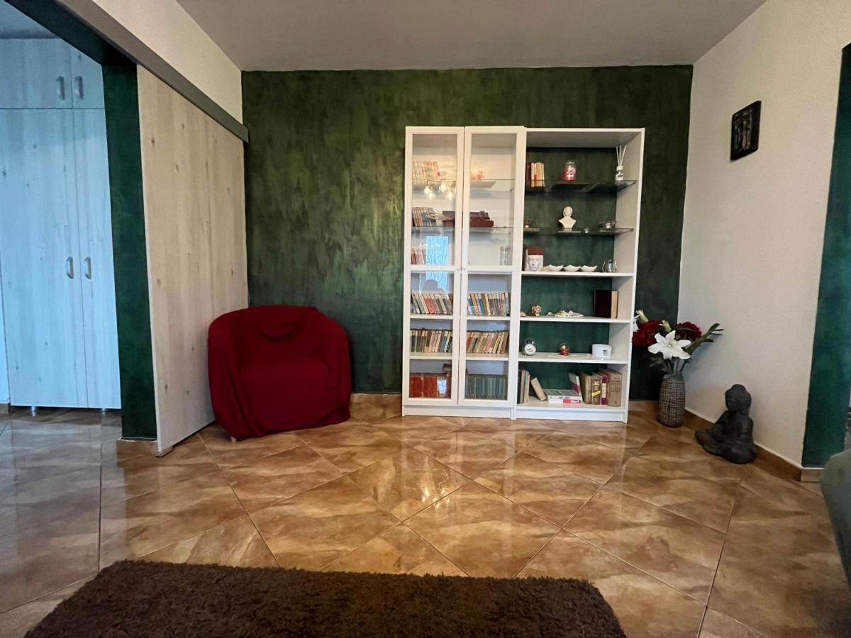 Casa Cartilor - House Of Book'S Apartment Букурещ Екстериор снимка